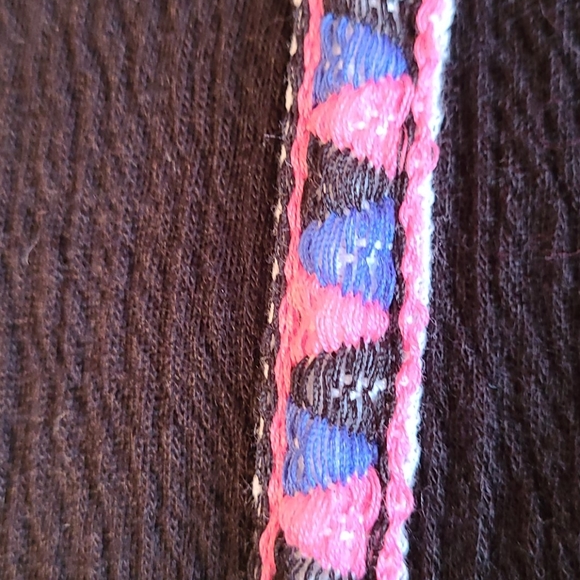 Spaghetti strap Tank Top - Picture 7 of 7